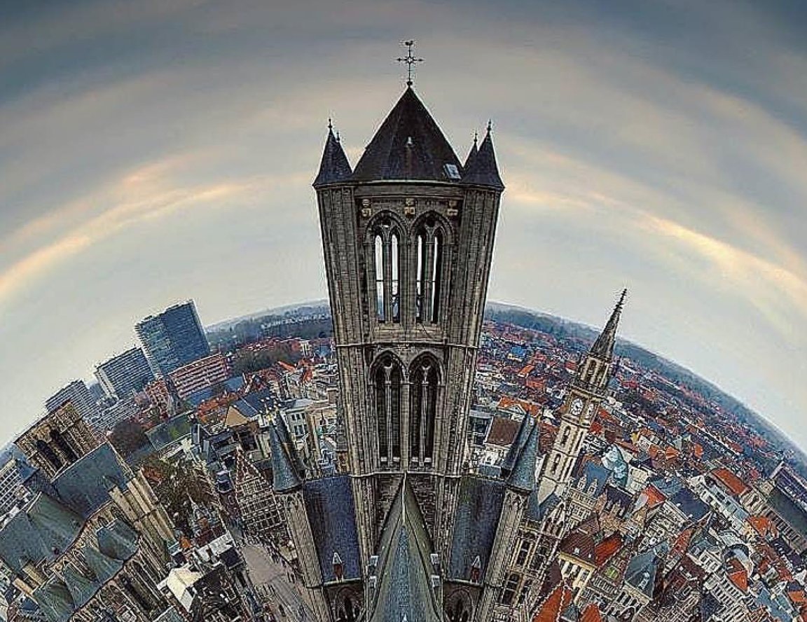 What a small world! 🌍👌 #gantoise #ghent #city #gent #flanders #belgium #europe #gand #travel #traveling #travelgram