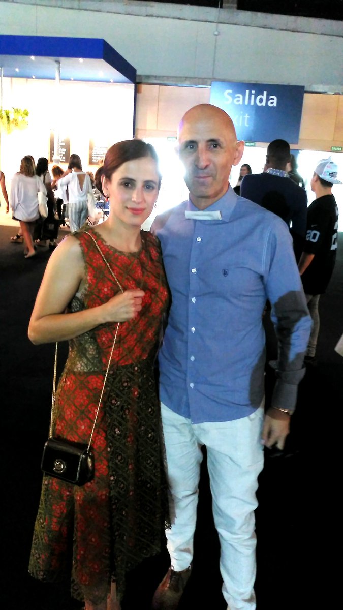 SBallesterosWeb's tweet photo. @devotaylomba @LombaModesto @MBFWMadrid @VogueSpain @trama_films @GlamourSpain @Cosmopolitan_es #MBFWM2016 https://t.co/n7thTj5uCa