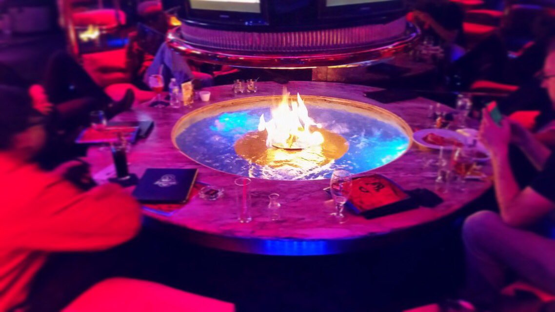 PeppermillVegas's tweet image. Home sweet home. ❤️

📷: Rachel F. #PeppermillVegas #FiresideLounge