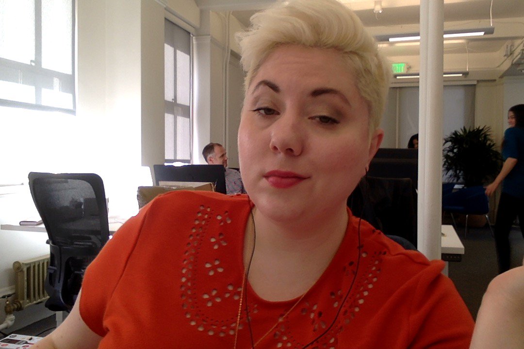 mostlymartha's tweet image. Excellent Friday Jam. #deskselfie #featuringjohn