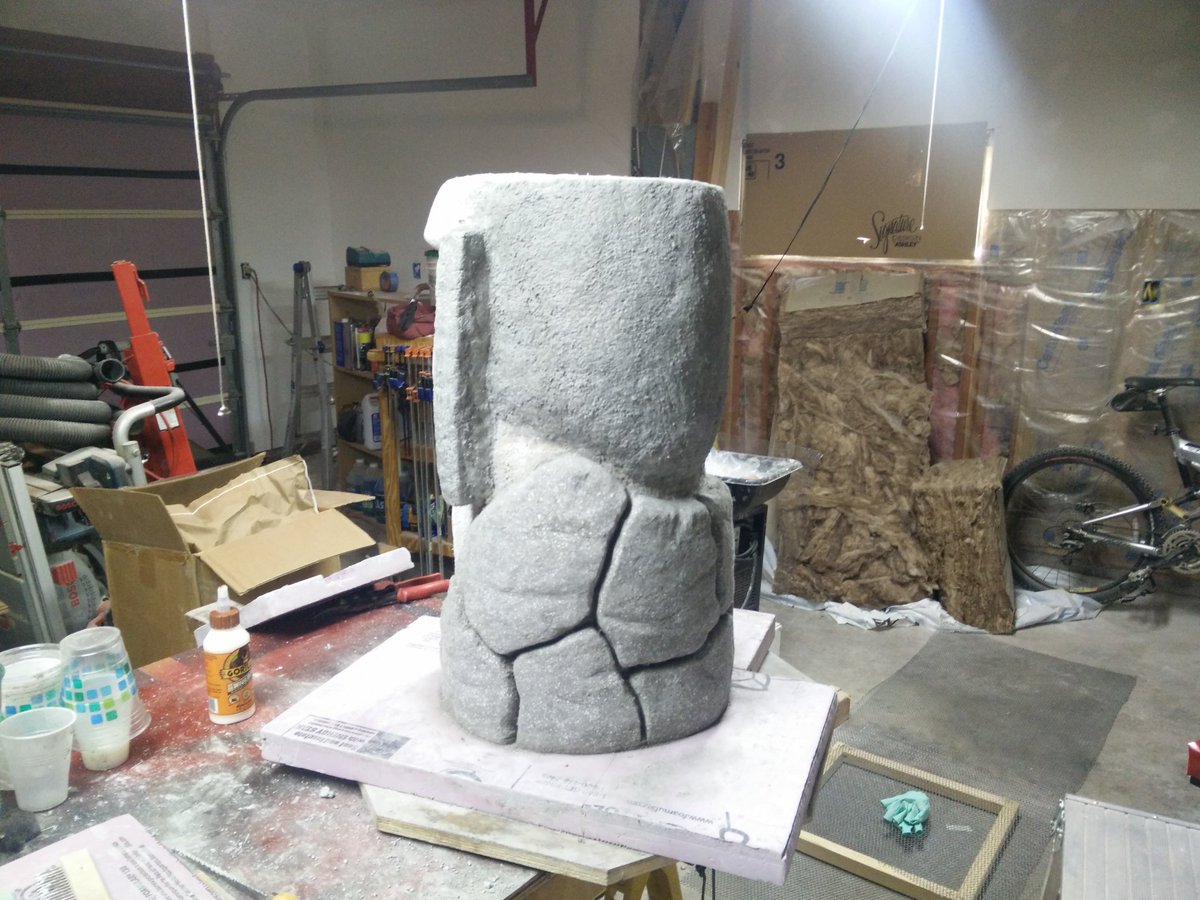 StudioCrete's tweet image. Concrete moai inspired planter. Additive process over armature.