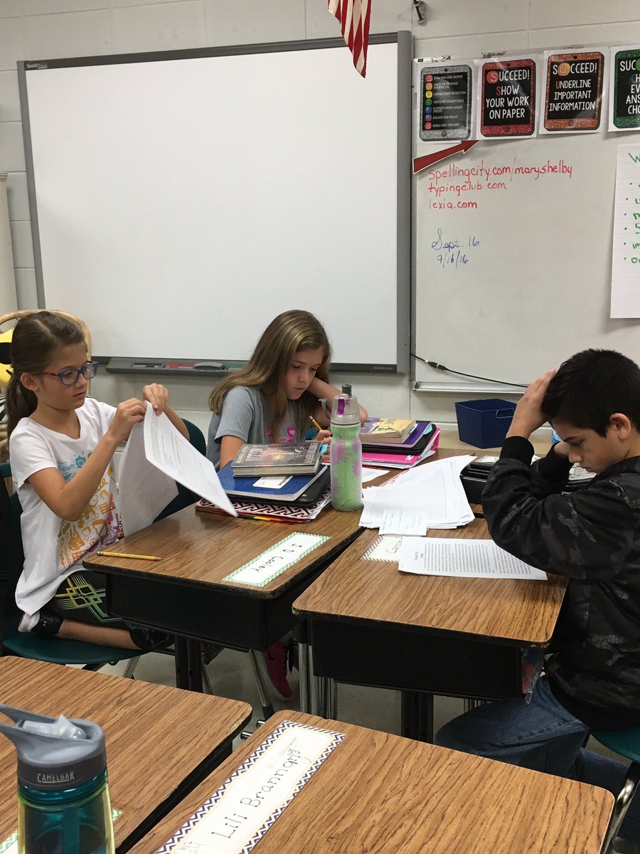 mwmshelby's tweet photo. More 5th graders loving Review Friday! @BoyleCoSchools @WESColts https://t.co/X77ArHtmON