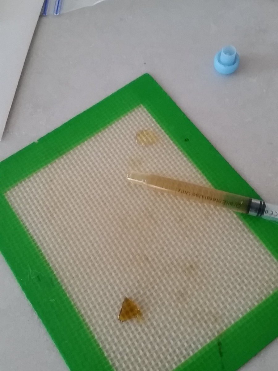 AmeriCanadians's tweet photo. Ahh!! That feeling you get after a long overdue #dab of @askplc @PLCextracts 
+ #TheClear distillate! #askplc #dabs https://t.co/OQsOrwqJAN