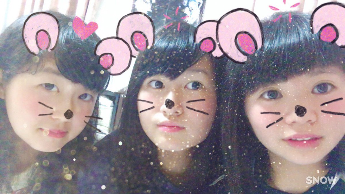 kasumitateuchi's tweet photo. 久しぶりに泊まり🙌🙌
なんやかんやでやっぱ３人😜
いつもどーりに、楽しい💃
そしてなぞの風船🎈
量多すぎる😅
んー、まぁこの２人はいつになっても相変わらず好きなうちでした🙌🙆🙌🙆
また、冬にでもしよか😘😘 https://t.co/3XOGqzWtNw