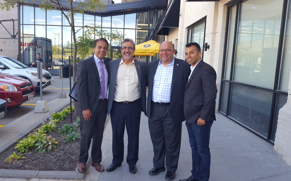marwantabbaramp's tweet photo. @Communitech for #WINS16 w/ @UWaterlooPres @berryonline and @RajSainiMP . https://t.co/PWLCogG2BU