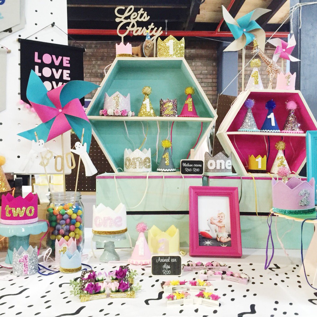 The Rock-a-Baby weekend is finally here. And we are ready! Here's a sneak peek at one of the vendor stands #rab2016