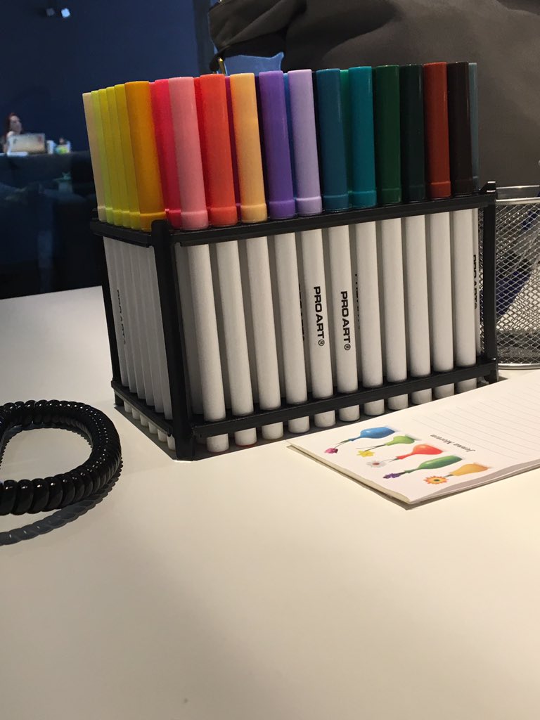 Las Vegas' Jenna Morton <a href="/CrushMGM/">Crush Las Vegas</a> <a href="/LaCaveLV/">La Cave</a> <a href="/LaComidaLV/">La Comida</a> <a href="/MortonGrpLV/">Morton Group</a> using markers as her muse  #getexcitedVegas