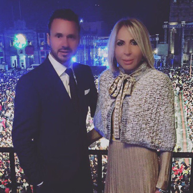 laurabozzo's tweet photo. Celebrando la independencia de México ❤️el país más hermoso del mundo🌹 https://t.co/y8Twe9pi6i