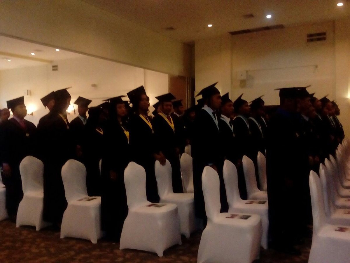 utppanama's tweet photo. Ceremonia de Graduación del Centro Regional de Colón #EventosUTP #Colón https://t.co/7eAraBmsd8