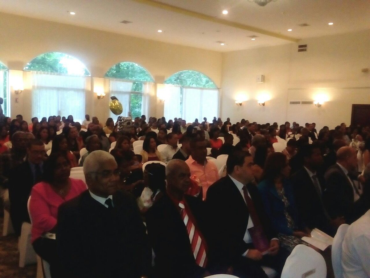 utppanama's tweet photo. Ceremonia de Graduación del Centro Regional de Colón #EventosUTP #Colón https://t.co/7eAraBmsd8
