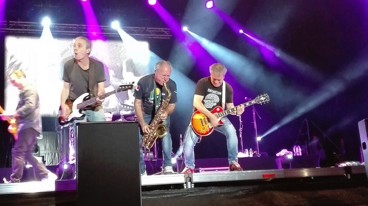 3IMANES's tweet photo. Fotaza!!!@rafahg @world_muro @DavidSummersHG @Dani_Mezquita 
Ese SAXO JUANITO!! https://t.co/oWlYT0JZbj
