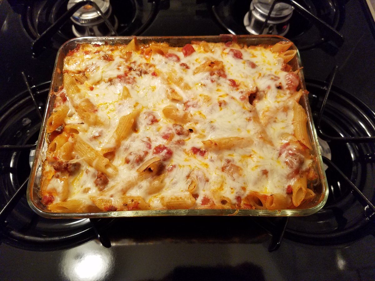 peanutstime's tweet photo. #bakedziti #bestcook #homecooking #toocheesy4u #fishfactory https://t.co/Ob5if1CBTT