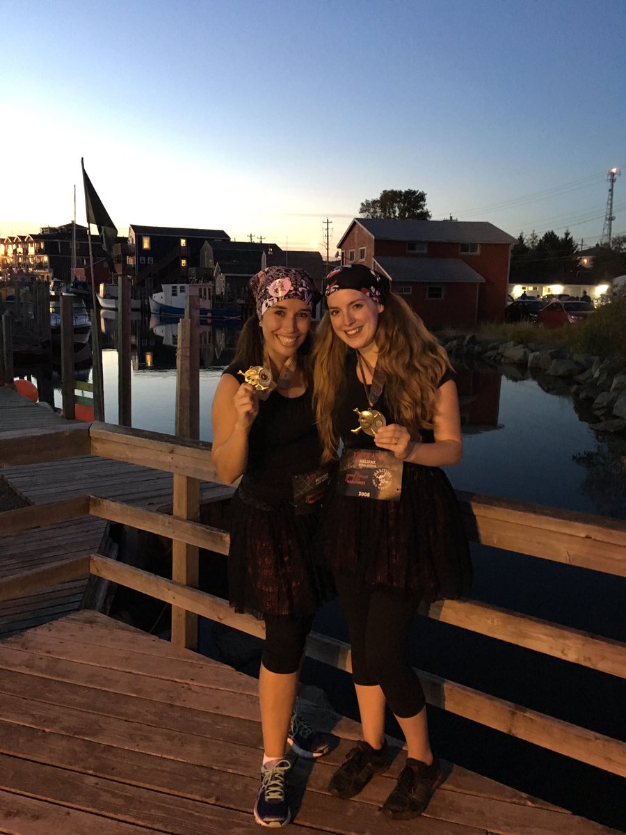 smileysteph's tweet photo. We did it! #maritimeraceweekend #sunset5k #pirates #pigtailsdontcare #bling #nofilter https://t.co/DjWPnfQm52
