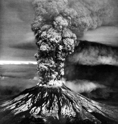 JaredAsNature's tweet photo. Jared Padalecki as volcanic ash and smoke 🌋 https://t.co/L8ezaDbKNq