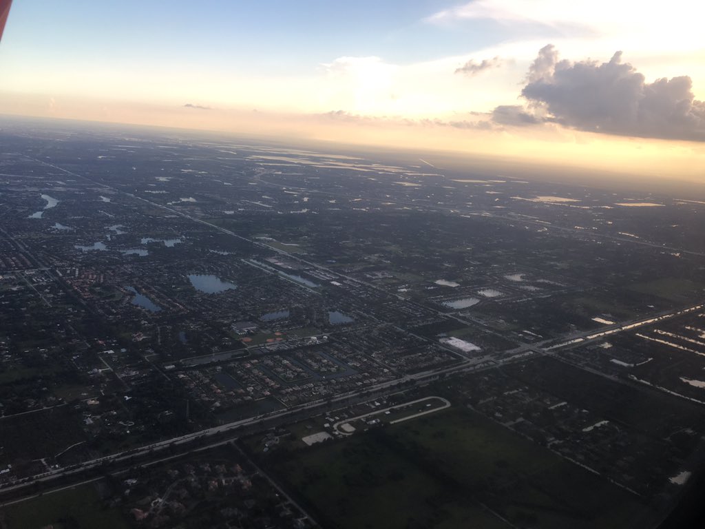 brooksbratten's tweet photo. Hey, South Florida. #Preds rookies have touched down in Fort Lauderdale. Set to face the #FLAPanthers tomorrow. 🌴☀️🏒 https://t.co/TVWONig8q1