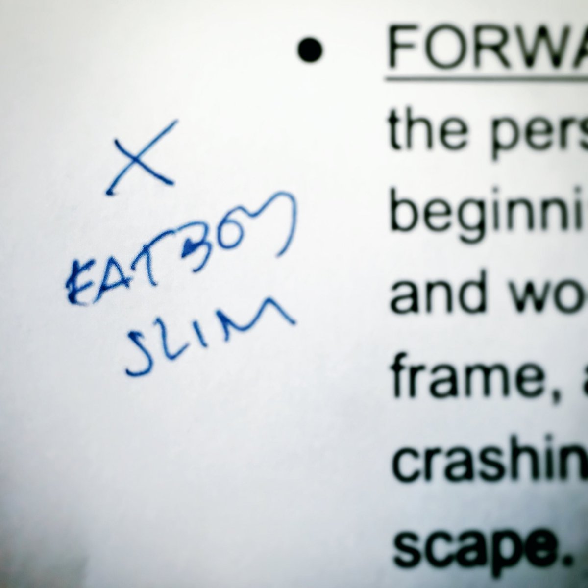 itsCarmenLove's tweet photo. Our ECD @VonClarke gives the best feedback ever #madvertising #fatboyslim #knowyourpopculture #adlife #cpbgroup https://t.co/yE1ZGDea1x