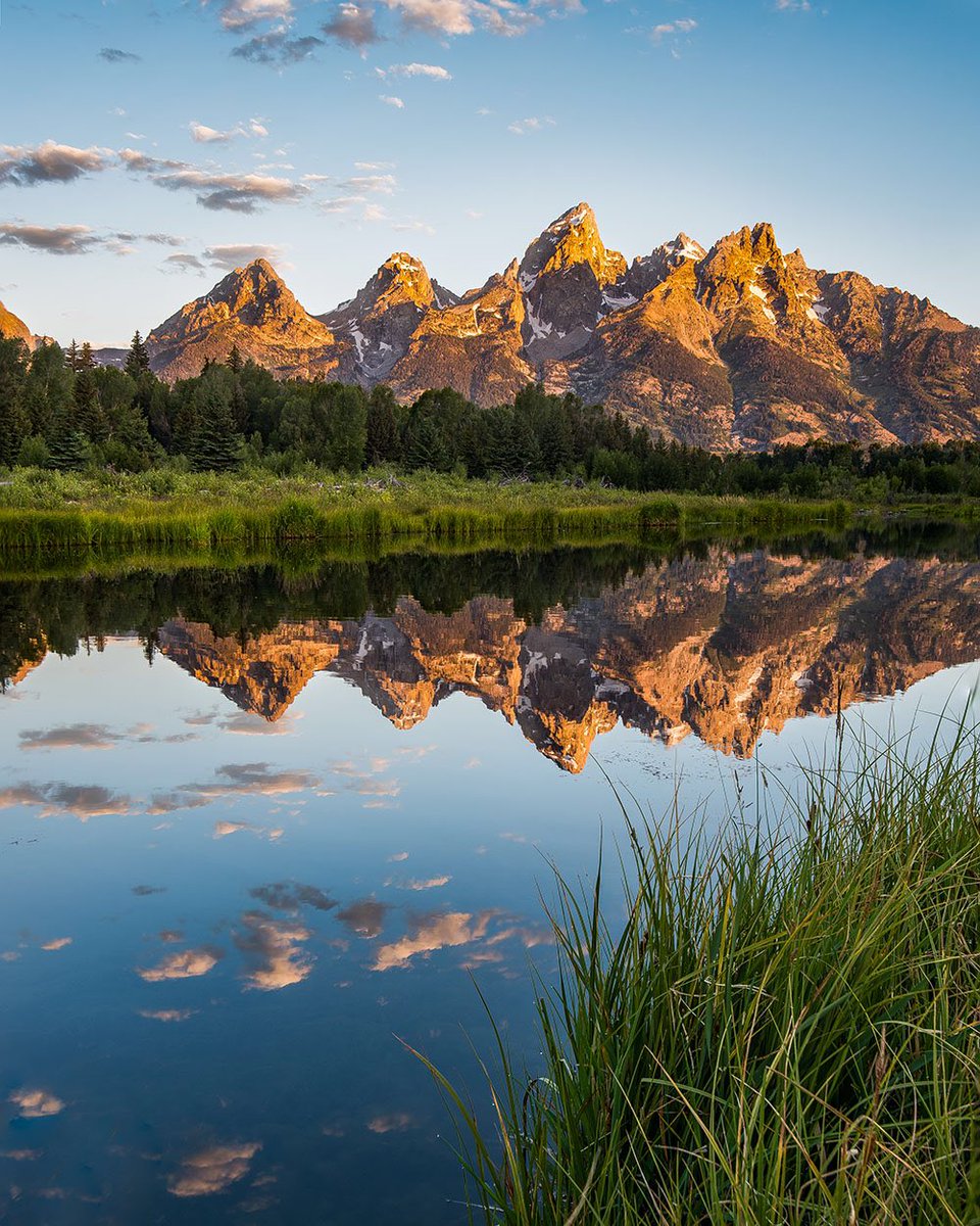 It's hard to have a bad view <a href="/GrandTetonNPS/">Grand Teton National Park</a>. The always beautiful Schwabacher Landing by Josh Packer #Wyoming
