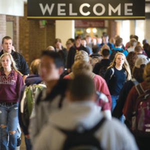 duluthnews's tweet image. College students: Welcome to the Twin Ports trib.al/iqay0xC #UMDbulldogs #csssaints #uws