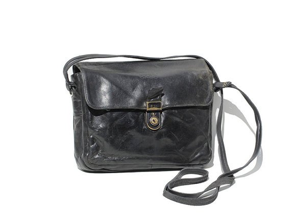 aidelpr99's tweet photo. Vintage BREE Black Leather Cross Body Bag by TanakaVintage https://t.co/GvpyYA34QC https://t.co/CrLkiicx8l