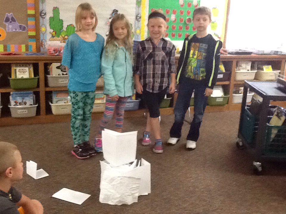 prb_2nd's tweet photo. Challenge: 20 pieces of paper, about 5 minutes, build a paper tower! #friendship. #teamwork #fun https://t.co/52c9eRya7P