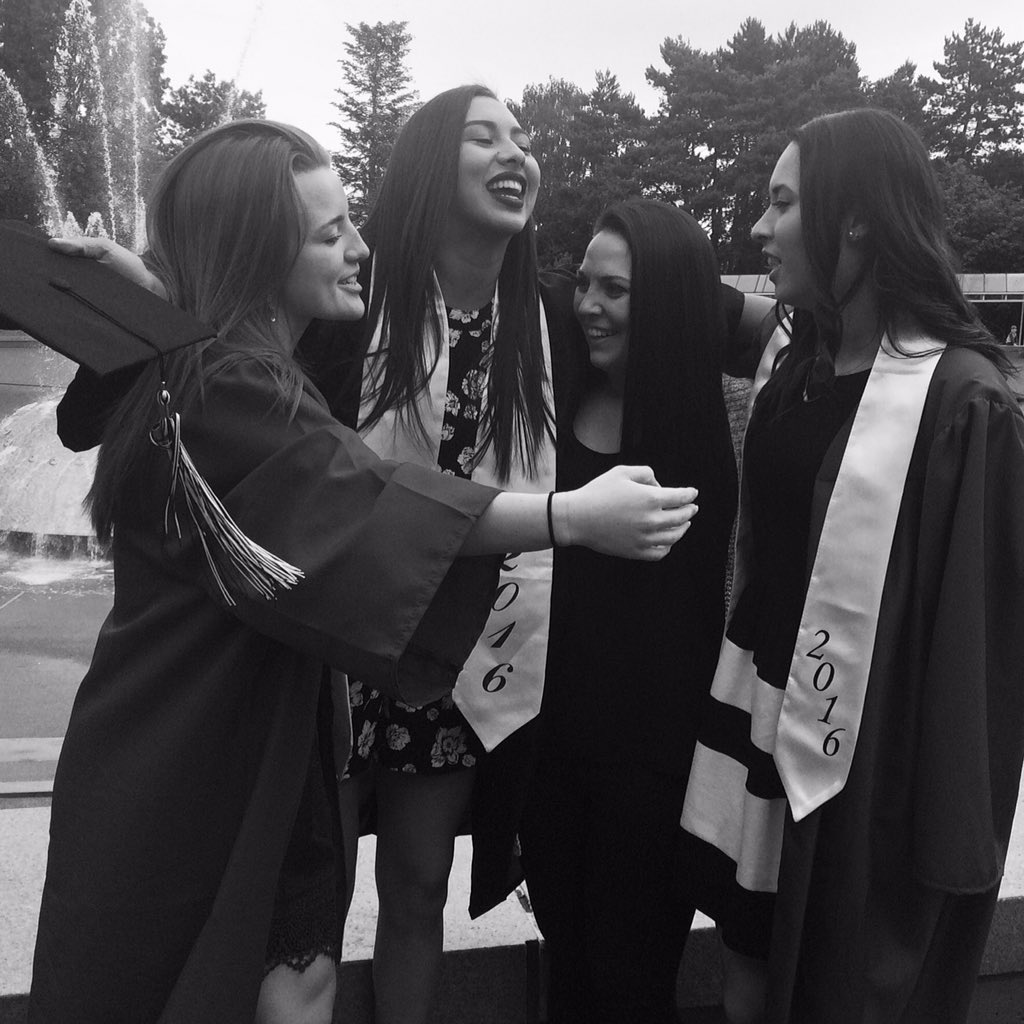KristenKC83's tweet photo. Snapchat video war has me missing my Cats more than usual... @toryy_thomas @ari_gonzalez10 @ninaarmstrong_ https://t.co/YR7FhrmMy5