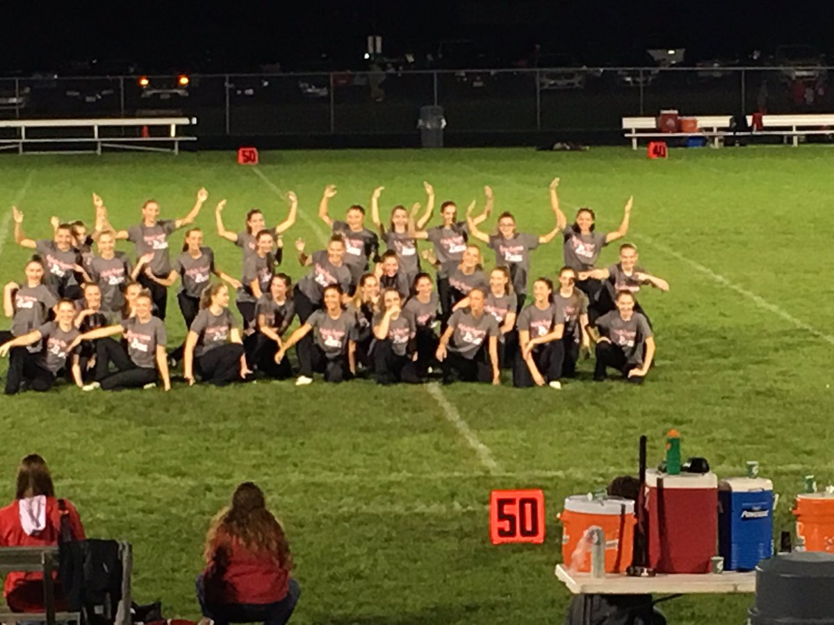 PCSD_PCMS's tweet photo. PHS Dance Team teamed up with their sister team Seymour tonight to perform at halftime. #RaiderStrong #PCSD_PHS https://t.co/C46DX4o9Rd