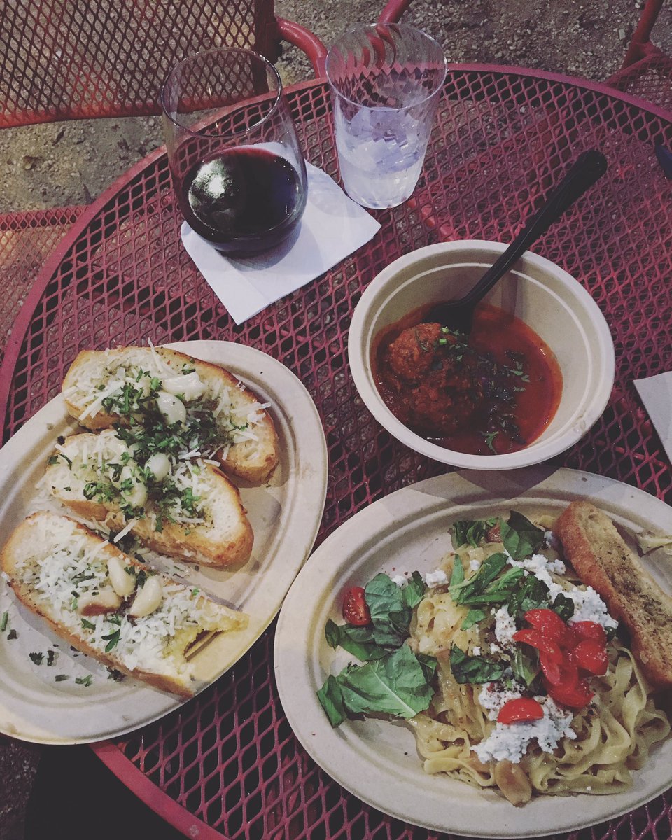 ErisUrsel's tweet photo. I wonder if they think I'm a food critic dining alone &amp; ordering 3 dishes, I've had amazing service #foodforthought https://t.co/7p3LhMySxa