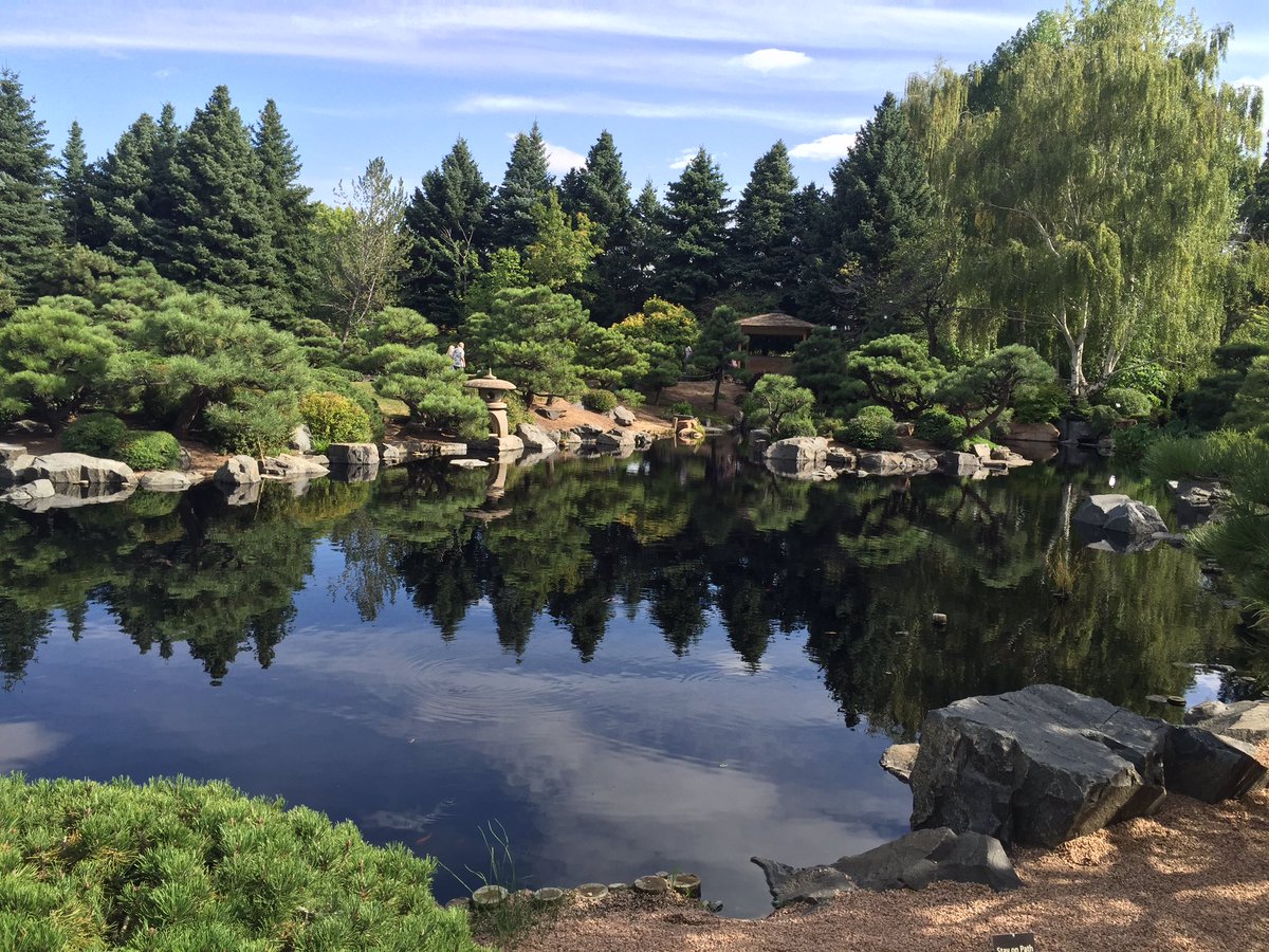 hbaile's tweet photo. Denver Botanic gardens https://t.co/giWwNEwmbs