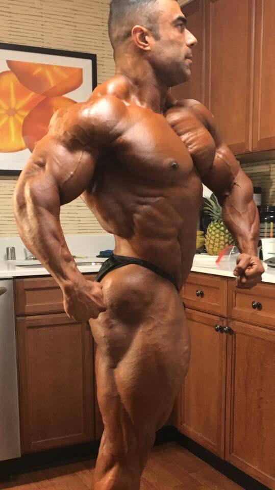 lamarrana1916's tweet photo. #MeLaPelasTrump @enela_valdivia un orgullo #españa #MrOlympia https://t.co/mDyqBIiGS1