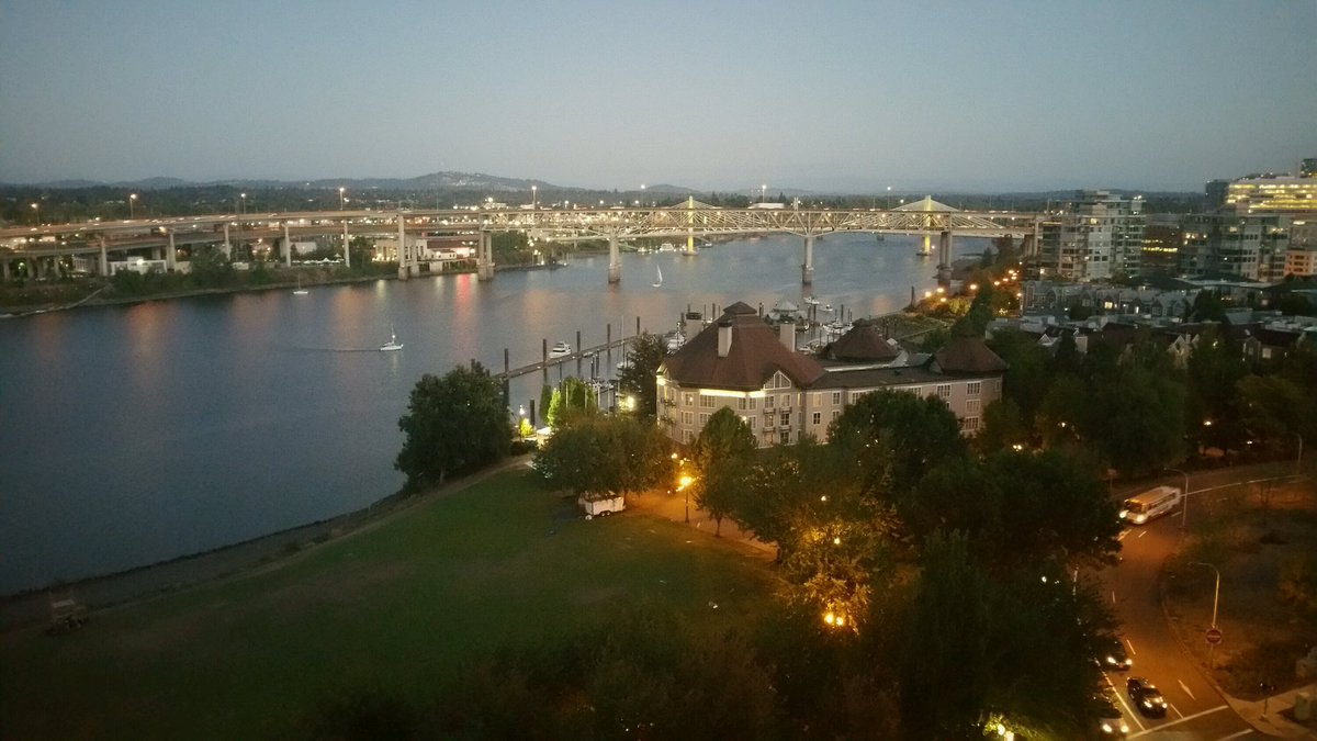 CLEARHQ's tweet photo. Saying goodnight to Portland with one more day of #clear16 ahead of us. https://t.co/kWVUbnWKTC