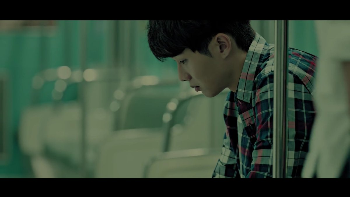 Which song is this ? 
ايش هالفيديو كليب ؟ 
😎😎