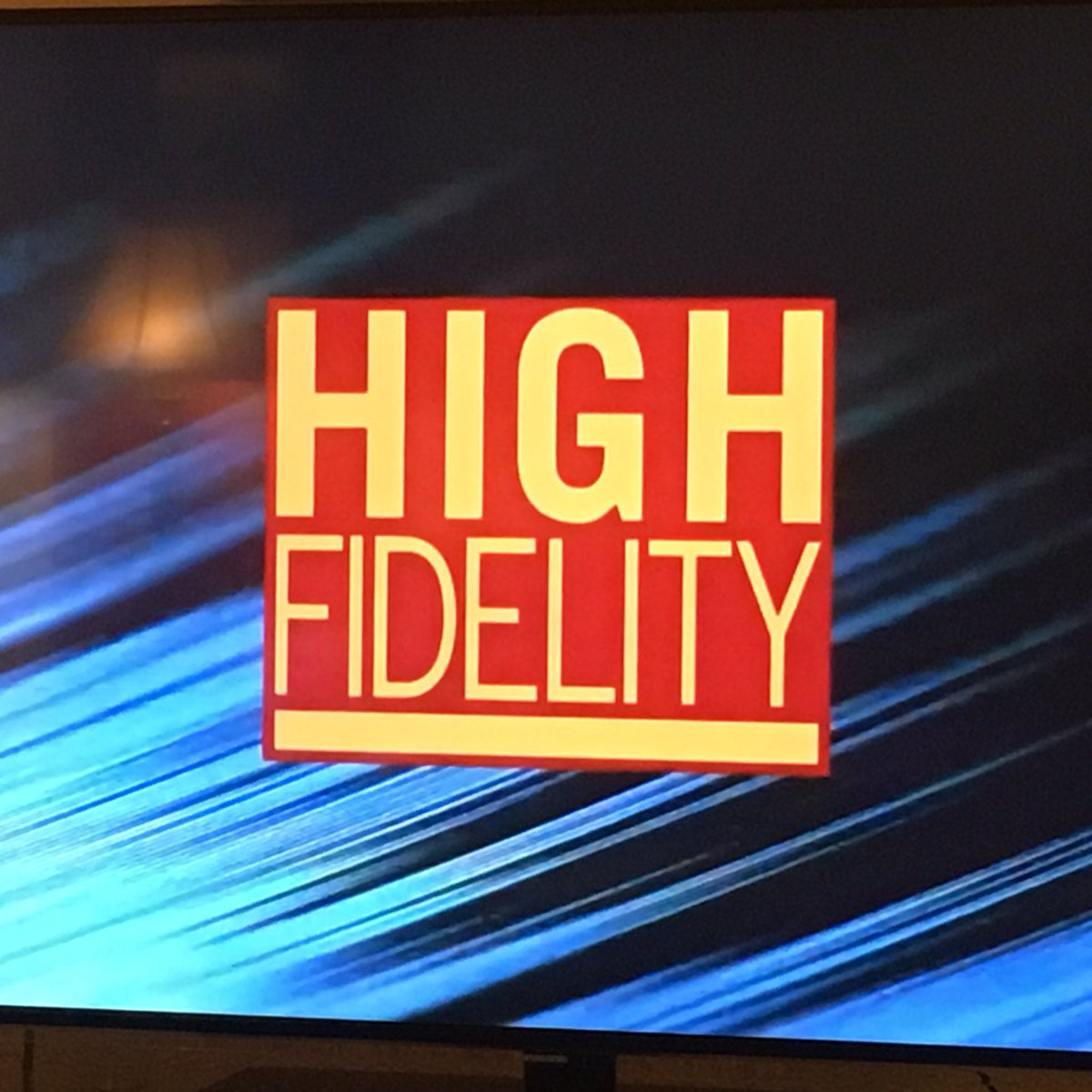 Love that I can restart a movie on my TV. Totally forgot how much I love, love, LOVE <a href="/johncusack/">John Cusack</a> #serendipity