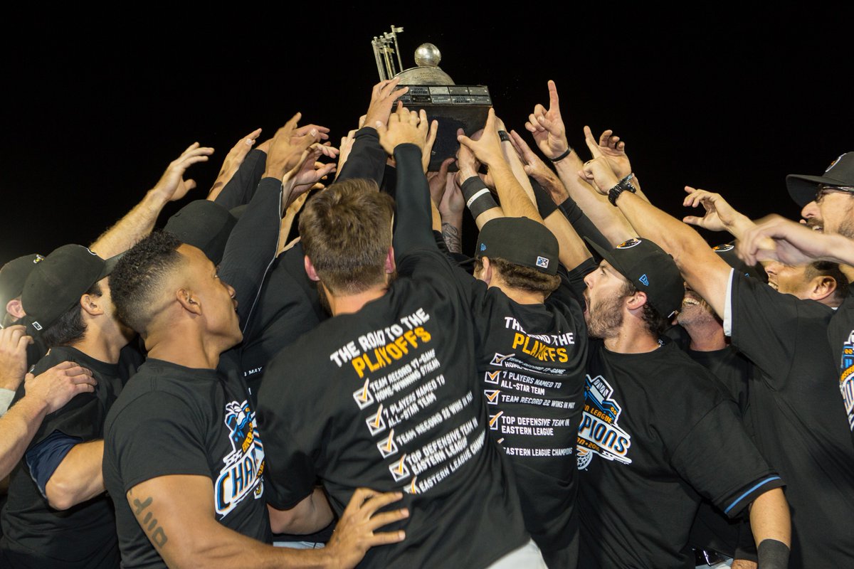 RubberDucks celebrate! Manager Dave Wallace, MVP Eric Haase <a href="/AkronRubberDuck/">Akron RubberDucks</a> <a href="/MiLB/">Minor League Baseball</a>