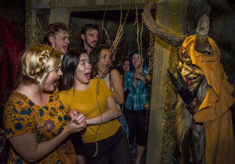 HorrorNightsORL's tweet photo. All that jitters is gold. #HHN26 https://t.co/neRQWwi6cT
