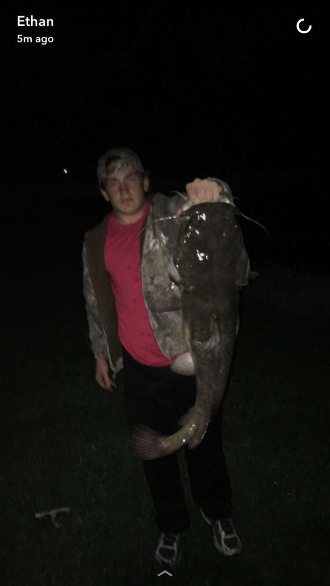 EthanJasa's tweet photo. Great night of fishing with @Brandt115 @Kirschcole @2morrowestside #35lb
@FishinWithFlair https://t.co/6ZKc4fiBJX