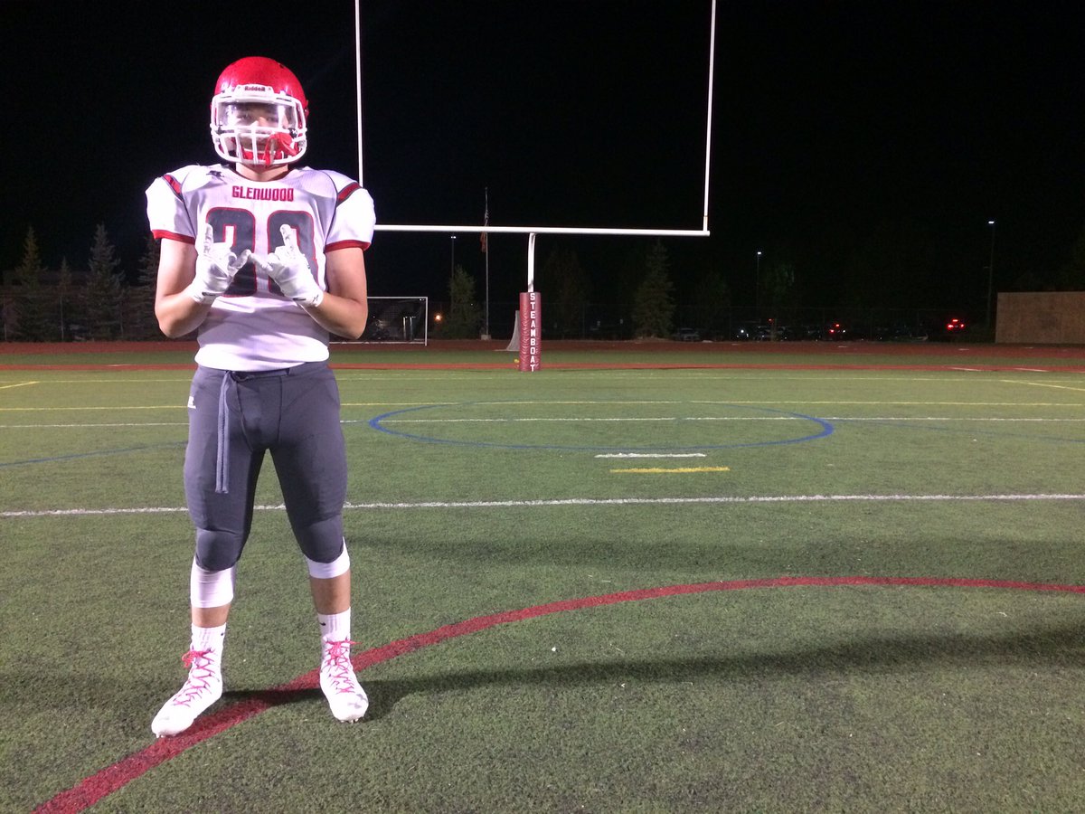 kingsteevie's tweet photo. played my heart out tonight as well as the rest of the team! won 48-7. Had an amazing game + a defensive td #forVIC https://t.co/RaK5VqWbsD