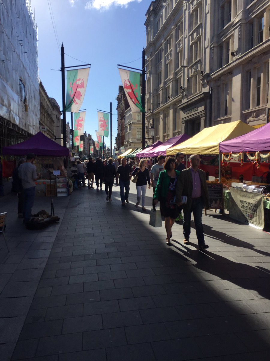 StMaryStMarket's tweet photo. We're here all day #vintage #streetfood #officialmerch #fairtrade #CityOfTheUnexpected https://t.co/XqeCDCnxKY