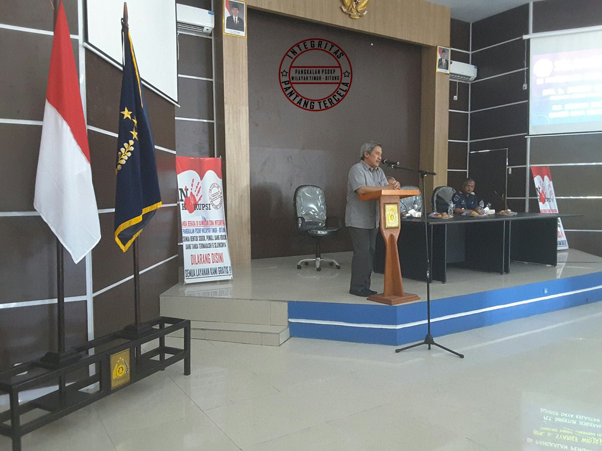 LanPSDKPBitung's tweet photo. Kunjungan &amp; Arahan Sekjen KKP (Plt. Dirjen PSDKP) Bapak @sjariefwidjaja di @psdkp_lan2 
#integritas #lan2update https://t.co/VFMHV53ph8
