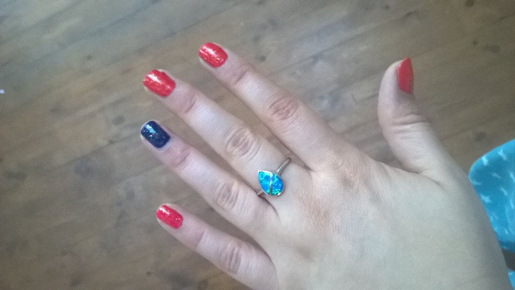 AileenBarratt's tweet photo. Crazy festival nails? Check. Customised wellies? Check. Ready for #Bestfest16! @ITCLuxuryTravel #BestJobInTheWorld https://t.co/wEK4H99MAx