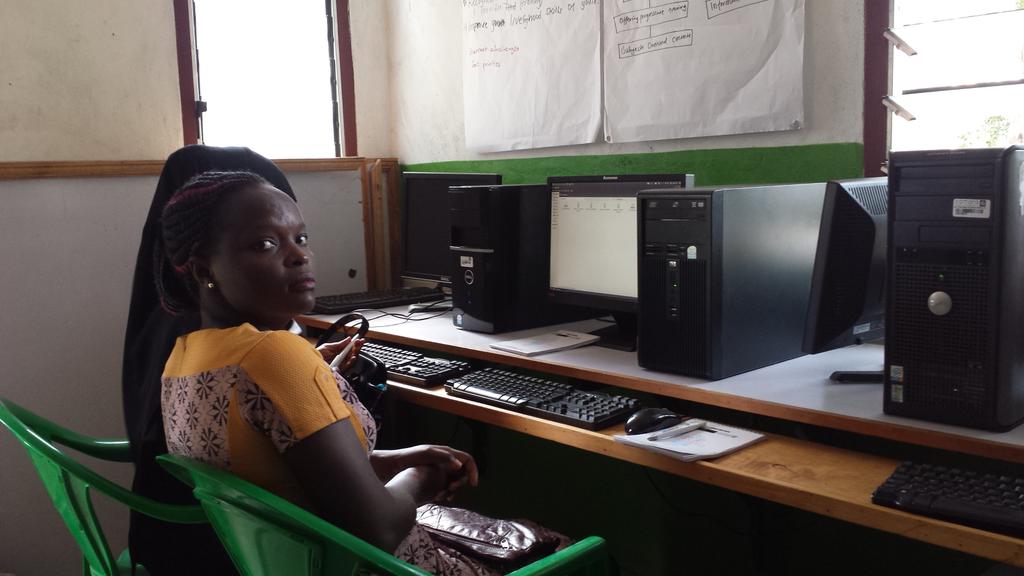 ሚኪ ሚኪ tweet media