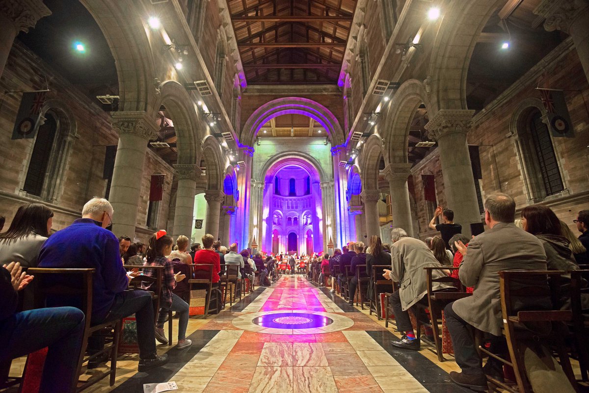 agtawagon's tweet image. #CNB16 big crowd..great craic! @love_belfast @belfastcc @BelfastLive