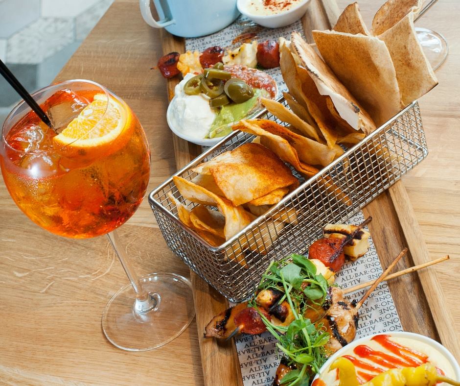abonewststation's tweet photo. This weekend, pop down and try one of our sharing boards. Enjoy chef's selection of flavours from around the globe https://t.co/spLNXg5RZW