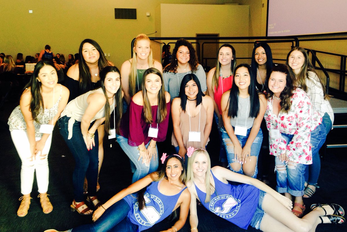 Hailee1_FSPHA's tweet photo. Literally obsessed with the pink group! 💖🎀 https://t.co/I9nviRVU4W