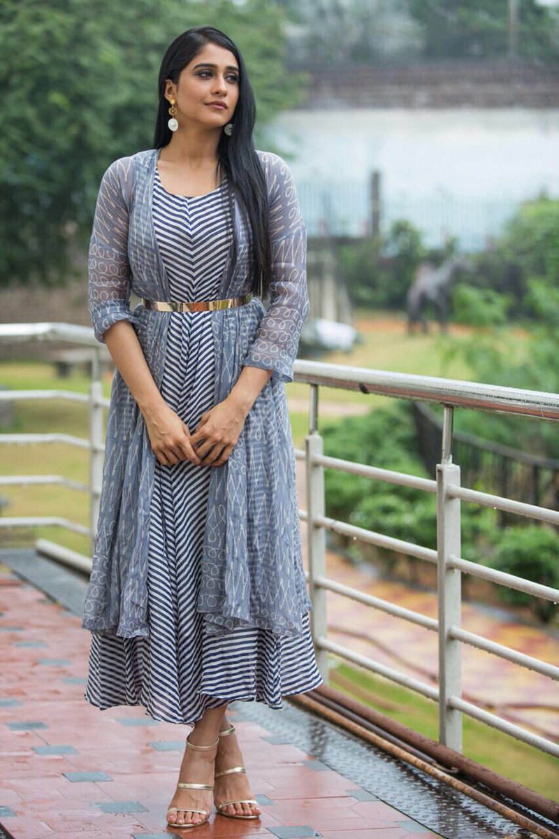 ashwinmawle's tweet photo. Simple n chic @ReginaCassandra in #tilla bias dress #storeanonym @TalashaHYD #statementearrings 4 an event in hyd https://t.co/x3gw65IPyq