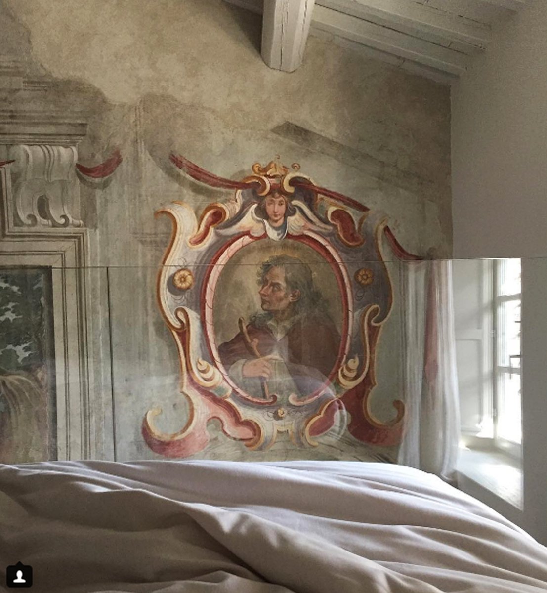 NunAssisiRelais's tweet photo. Open the eyes in charming relax #Relais #NunAssisiRelais #NunSpaMuseum  #privilegesuite https://t.co/rAxws54pZ0
