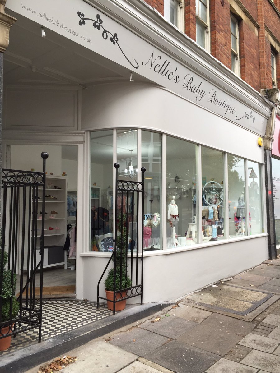 nelliesboutique's tweet image. Get yourself down to 67 Beckenham Road BR3 4PR 
10am-5pm 
glass of champagne on the door. 
#BeckBromFL