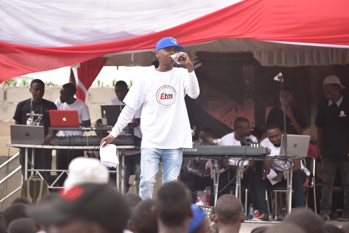 EfmTanzania's tweet photo. Kutoka Genge #Samio anasimamia Mpango mzima wa kumpata Mkali wa Singeli toka TABATA' Hapa Kasi Tu #TunasepaNaKijiji https://t.co/GxYAji9uP6
