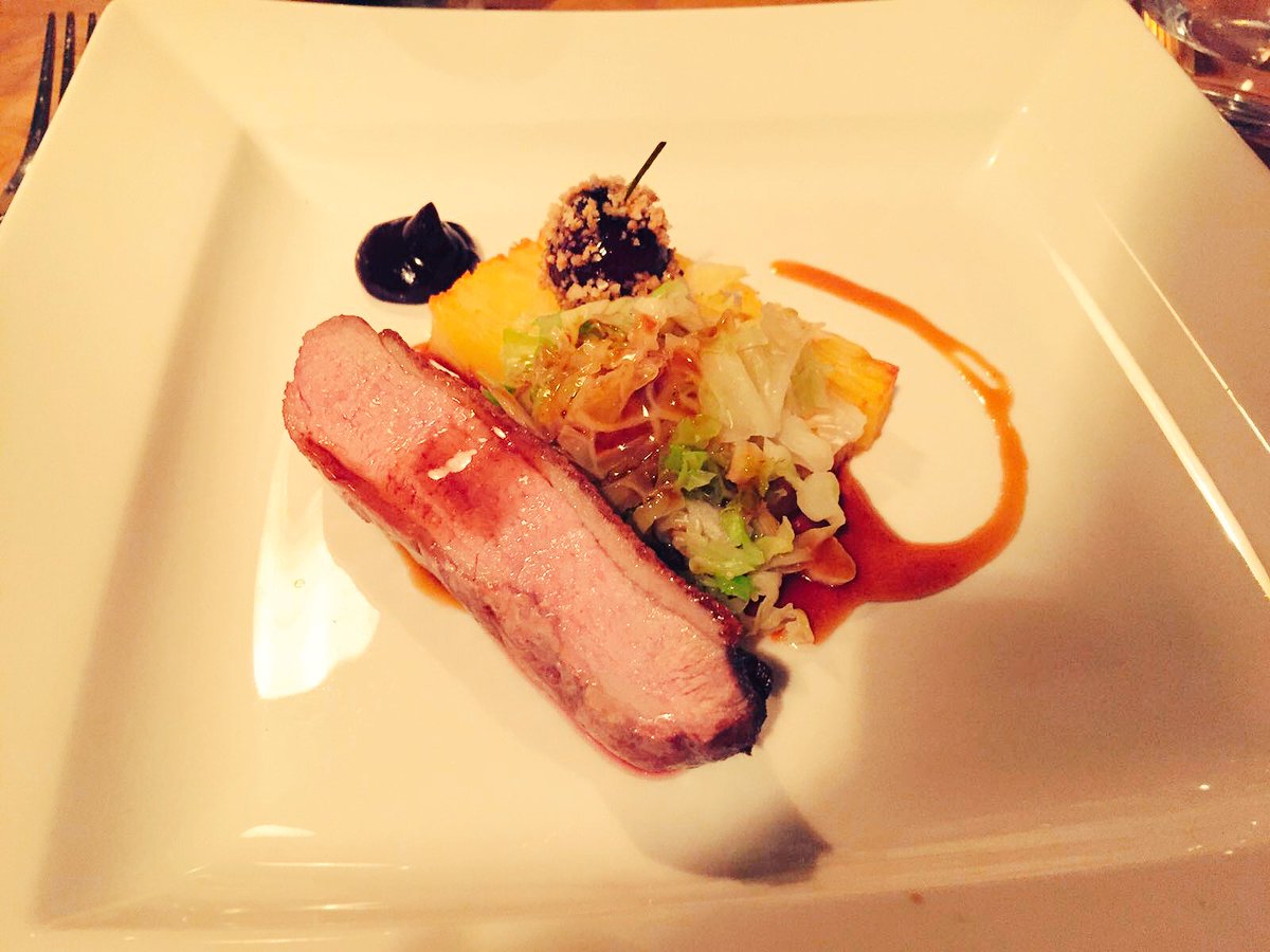 abigails_pantry's tweet photo. Great evening @TheKentishHare enjoying the tasting menu! The food was delicious! #eatlocal #TunbridgeWells https://t.co/7tzSWr0JkP
