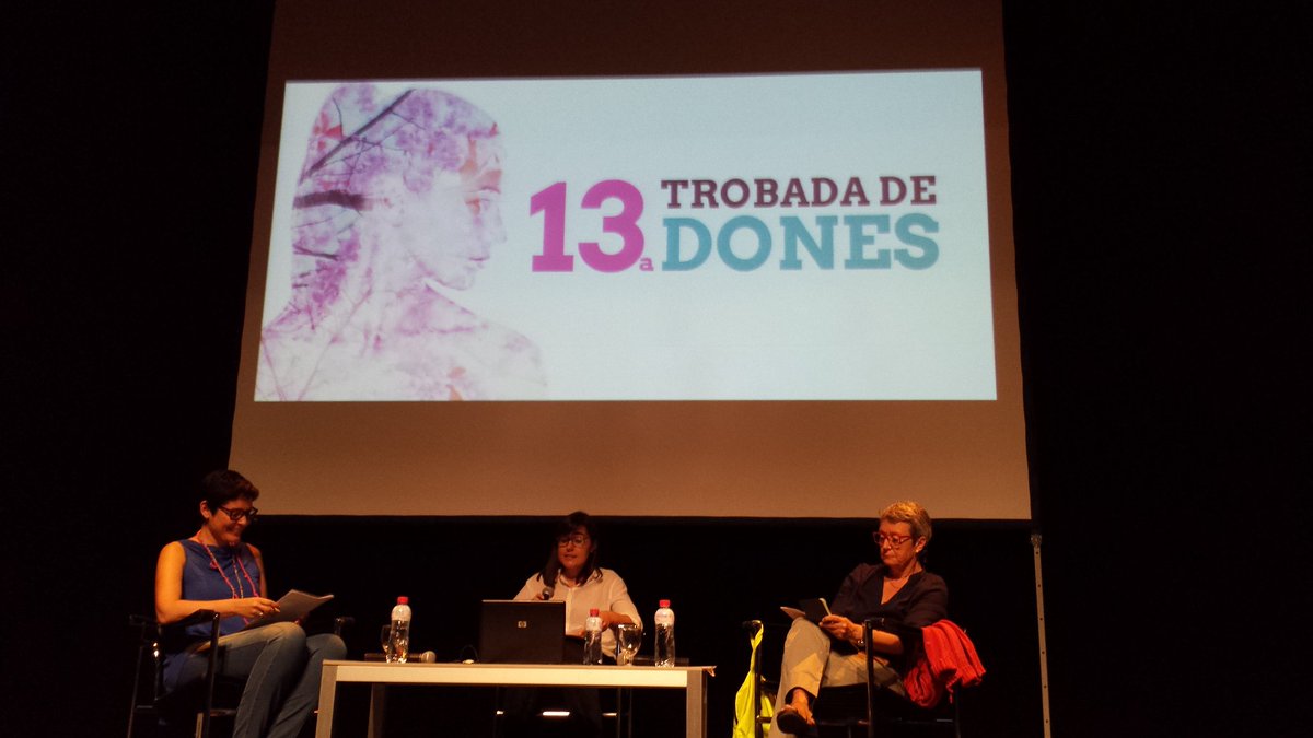 AnnaMCuello's tweet photo. Quan parlem #Xonis estem generant 1 limit entre entre classes i generalitzar amb les dones c.treballadora #13trobada https://t.co/KxoGErM5UT