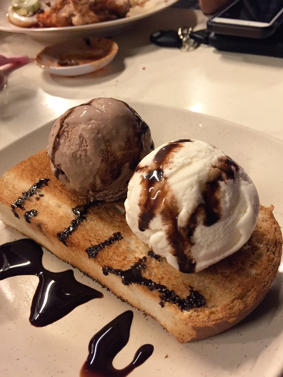 dzzzzz_____'s tweet photo. #foodtastingwithDZ sweet desserts at Old Timer Kopitiam Bangi. @BangiCravings https://t.co/pGhn4XMC3G